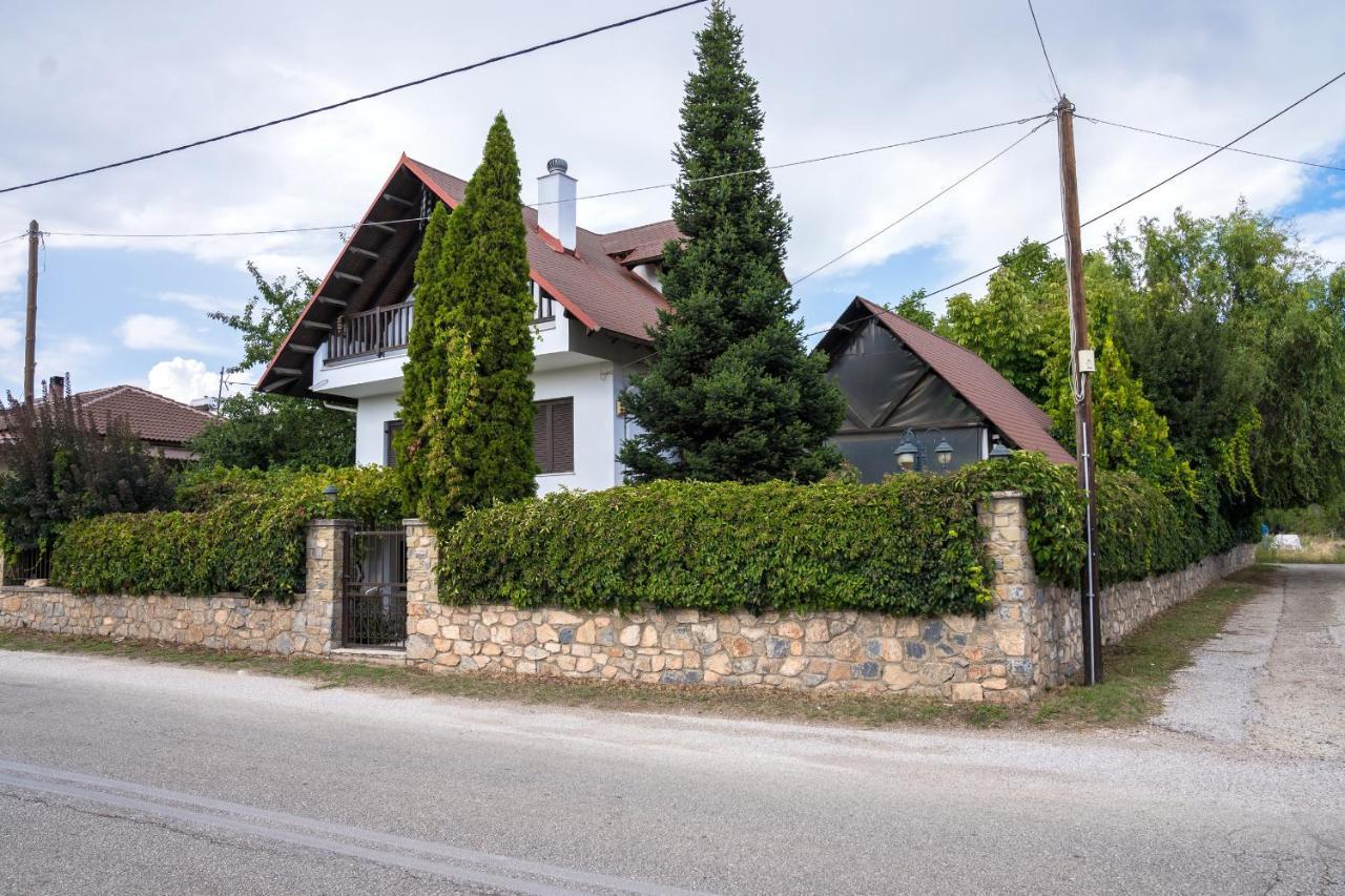 Luxury Traditional Villa
